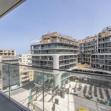 شقة Piazza Panorama In The Island's Tallest Landmark سانت جوليان