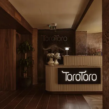 Piazza Panorama In The Island's Tallest Landmark * St. Julian's