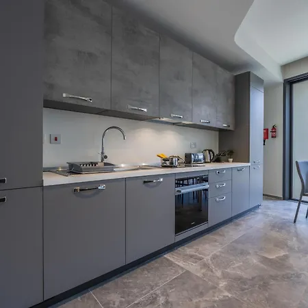 Piazza Panorama In The Island's Tallest Landmark * St. Julian's