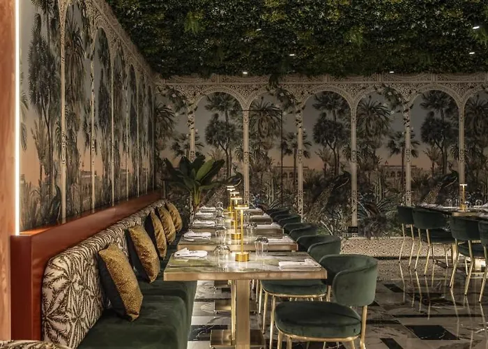 Piazza Panorama In The Island's Tallest Landmark Appartement *