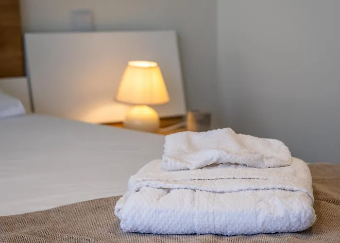 Piazza Panorama In The Island's Tallest Landmark Appartement *